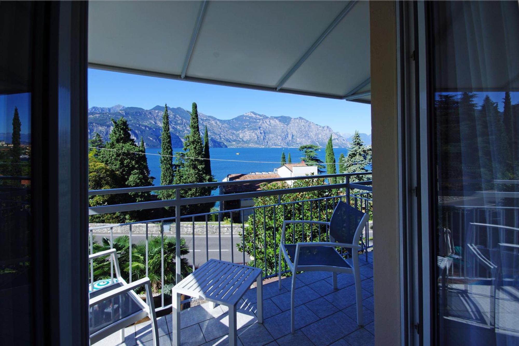 Hotel Casa Serena Malcesine Exterior photo