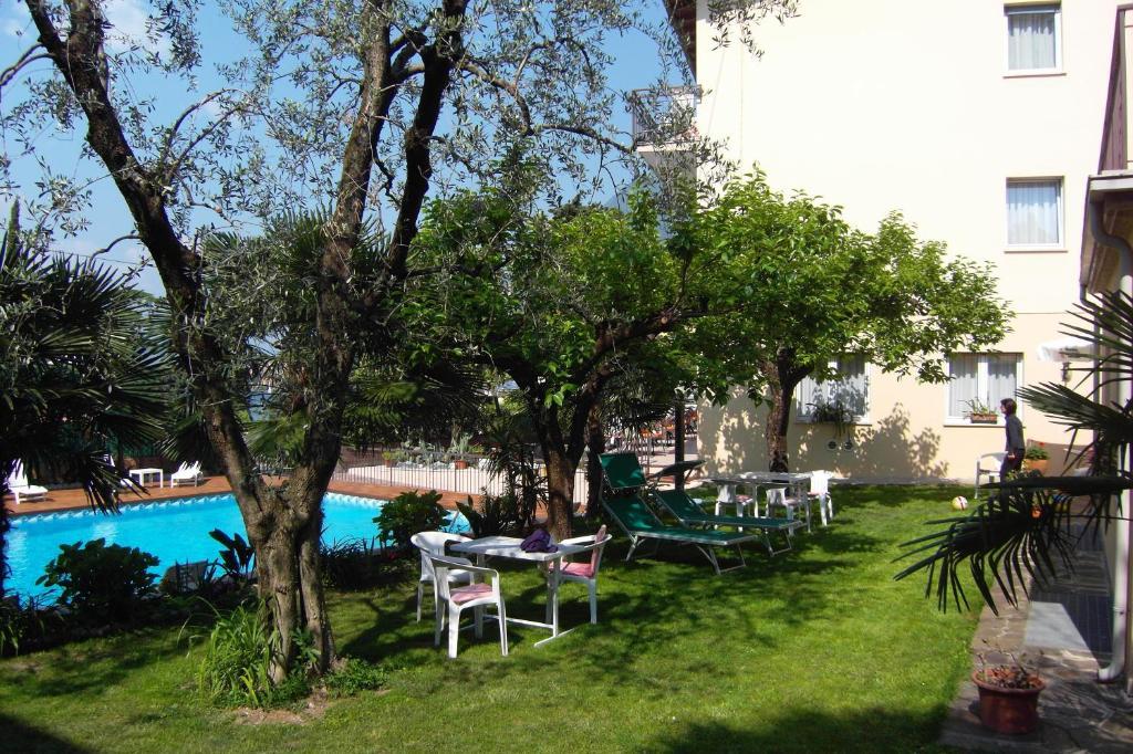 Hotel Casa Serena Malcesine Exterior photo